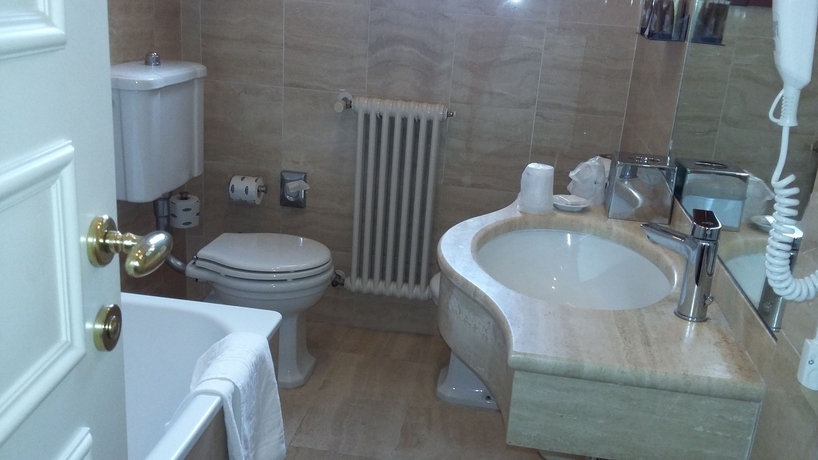 Imagen de la habitación del Hotel Fh55 Calzaiuoli. Foto 7