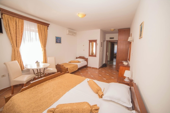 Imagen de la habitación del Hotel Fiammanti. Foto 15