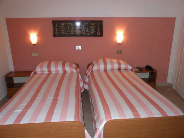 Imagen de la habitación del Hotel Fiammetta, Livorno. Foto 9