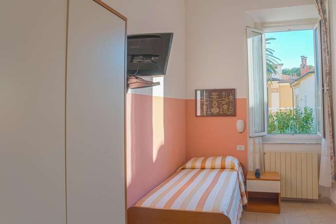 Imagen de la habitación del Hotel Fiammetta, Livorno. Foto 19