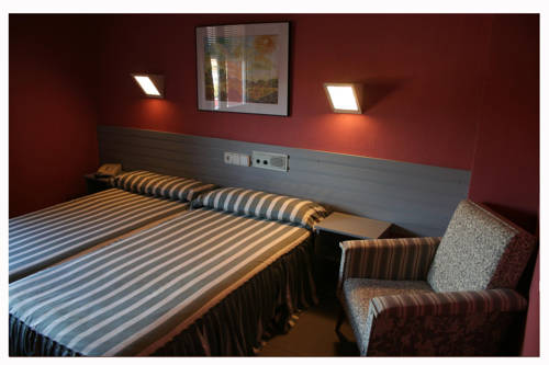 Imagen de la habitación del Hotel Fidalgo. Foto 4