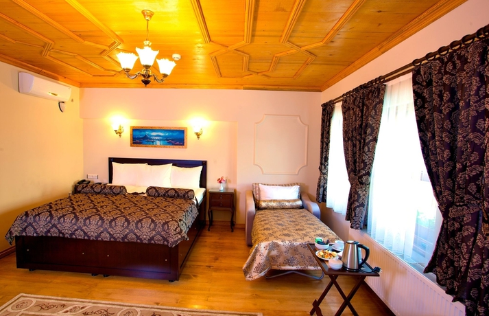 Imagen de la habitación del Hotel Fides. Foto 11