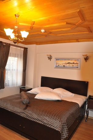 Imagen de la habitación del Hotel Fides. Foto 13