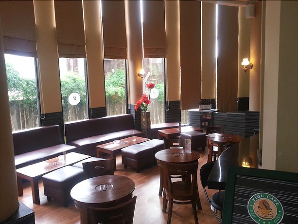 Imagen del bar/restaurante del Hotel Fiducia Serpong. Foto 3