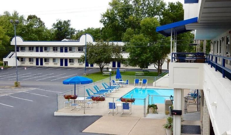 Imagen de la piscina del Hotel Fields Park Motel, Wisconsin Dells. Foto 19