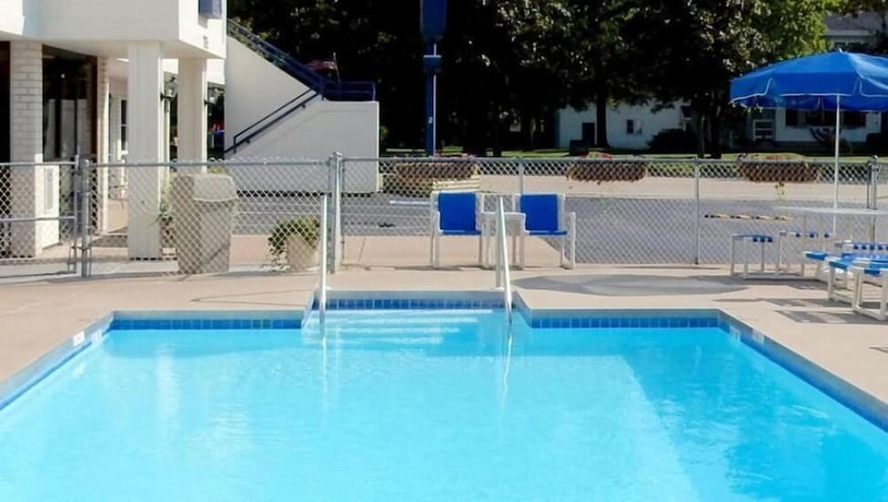 Imagen de la piscina del Hotel Fields Park Motel, Wisconsin Dells. Foto 20