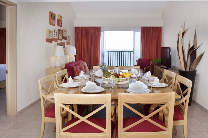 Imagen de la habitación del Hotel Fiesta Americana Cancun Villas. Foto 7