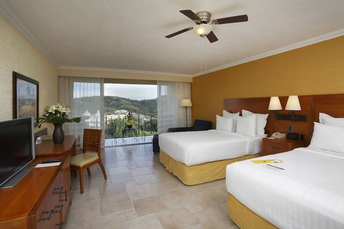 Imagen de la habitación del Hotel Fiesta Americana Hacienda Ixtapan de La Sal. Foto 7