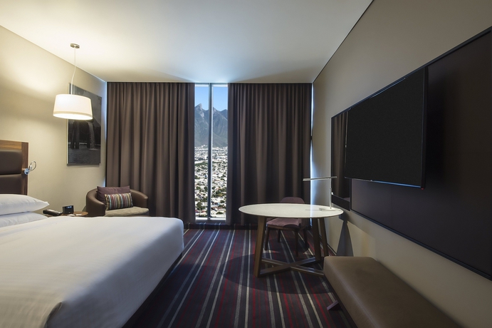 Imagen de la habitación del Hotel Fiesta Americana Monterrey Pabellón M. Foto 4