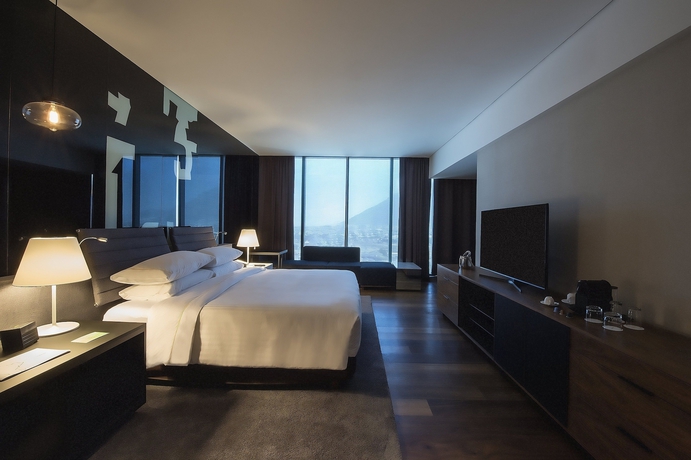 Imagen de la habitación del Hotel Fiesta Americana Monterrey Pabellón M. Foto 8