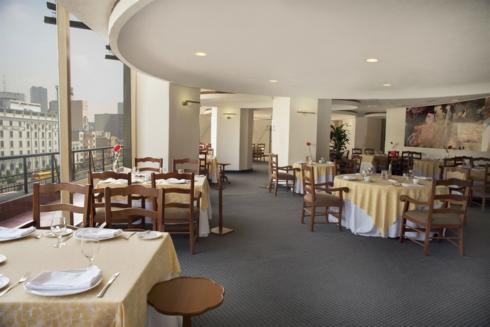 Imagen del bar/restaurante del Hotel Fiesta Americana Reforma. Foto 3