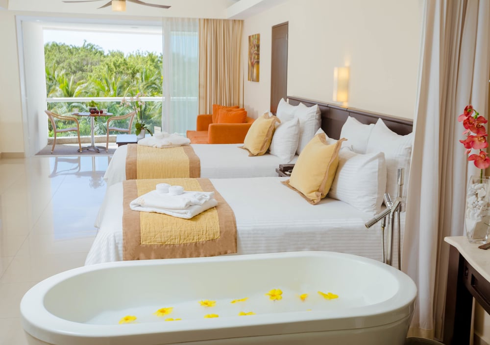 Imagen de la habitación del Hotel Fiesta Americana Riviera Nayarit Resort All Inclusive and Spa. Foto 10