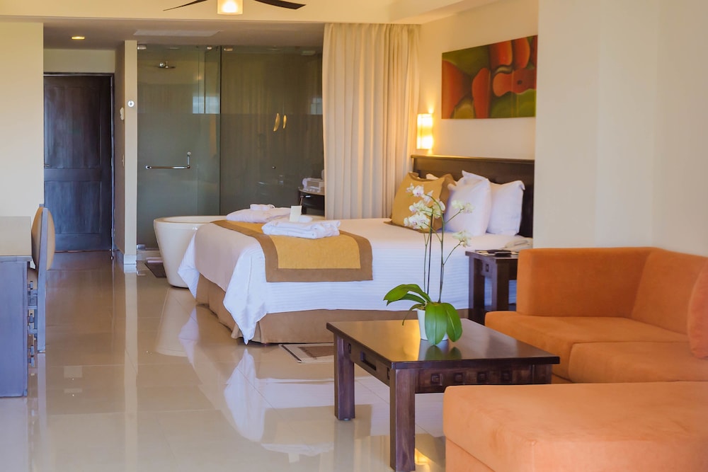 Imagen de la habitación del Hotel Fiesta Americana Riviera Nayarit Resort All Inclusive and Spa. Foto 11