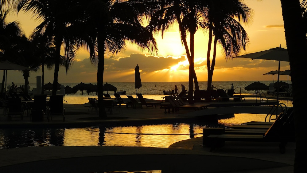 Imagen de la piscina del Hotel Fiesta Americana Riviera Nayarit Resort All Inclusive and Spa. Foto 16