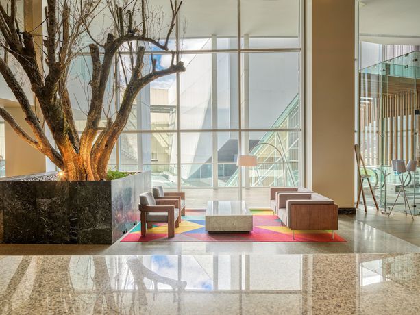 Imagen del bar/restaurante del Hotel Fiesta Americana San Luis Potosi. Foto 3