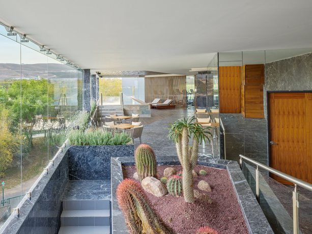 Imagen de la piscina del Hotel Fiesta Americana San Luis Potosi. Foto 20