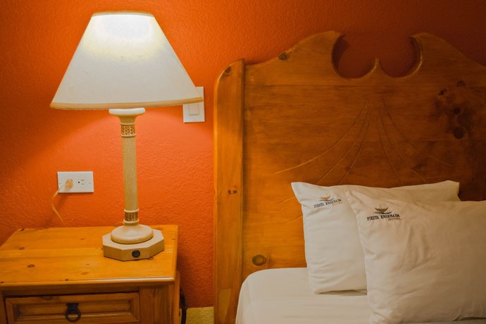 Imagen de la habitación del Hotel Fiesta Ensenada. Foto 12