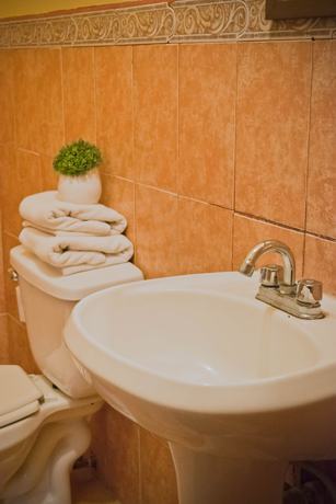 Imagen de la habitación del Hotel Fiesta Ensenada. Foto 17