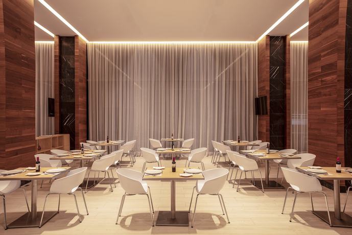 Imagen del bar/restaurante del Hotel Fiesta Inn Aguascalientes Patio. Foto 3