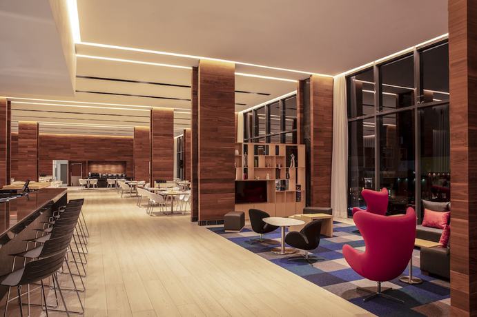 Imagen del bar/restaurante del Hotel Fiesta Inn Aguascalientes Patio. Foto 5