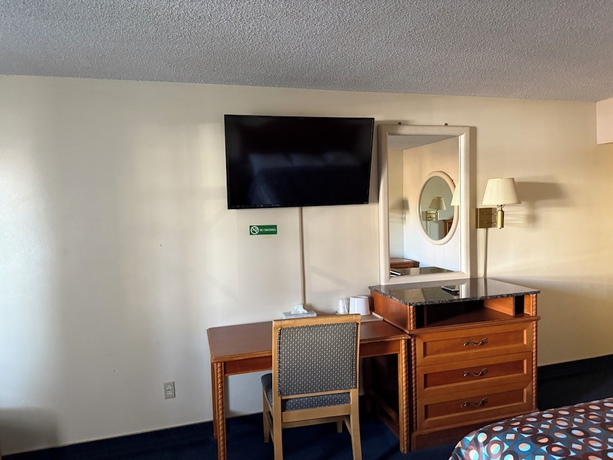 Imagen de la habitación del Hotel Fiesta Inn- Bell Gardens/ Los Angeles. Foto 2