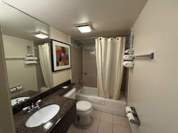 Imagen de la habitación del Hotel Fiesta Inn- Bell Gardens/ Los Angeles. Foto 4