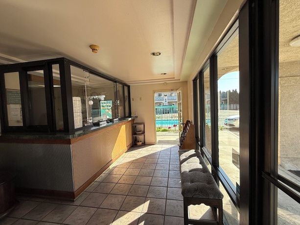 Imagen de los interiores del Hotel Fiesta Inn- Bell Gardens/ Los Angeles. Foto 14