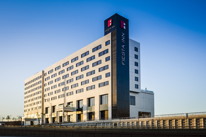 Imagen de los exteriores del Hotel Fiesta Inn Chihuahua Fashion Mall. Foto 14