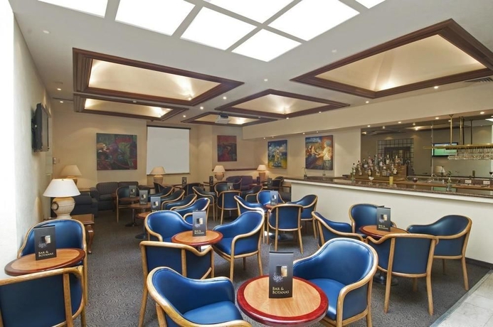 Imagen del bar/restaurante del Hotel Fiesta Inn Ciudad Juarez. Foto 3