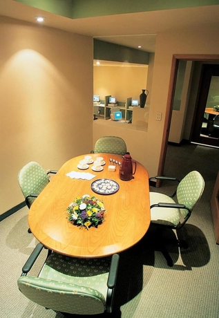 Imagen de los exteriores del Hotel Fiesta Inn Express Hermosillo. Foto 16