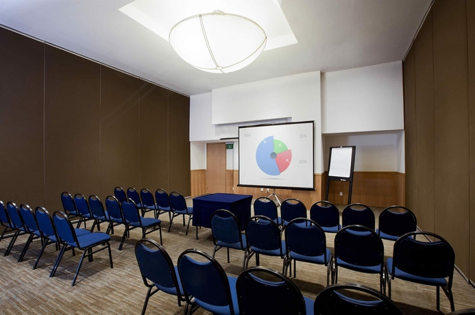 Imagen de los interiores del Hotel Fiesta Inn Express Naucalpan. Foto 9