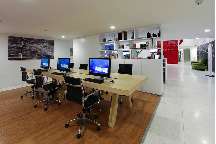 Imagen de los interiores del Hotel Fiesta Inn Express Naucalpan. Foto 14