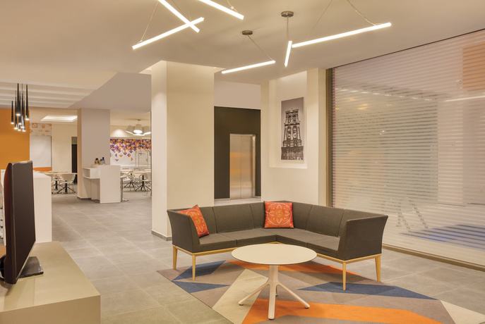 Imagen de la habitación del Hotel Fiesta Inn Express Puebla Explanada. Foto 12