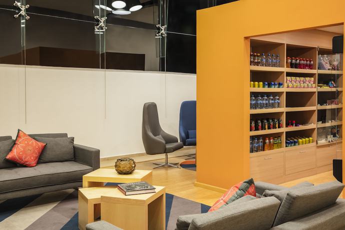 Imagen de los interiores del Hotel Fiesta Inn Express Queretaro Constituyentes. Foto 13