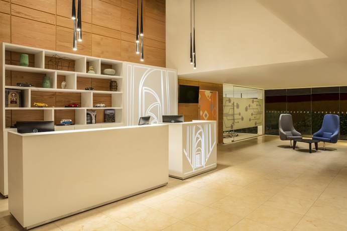 Imagen de los interiores del Hotel Fiesta Inn Express Queretaro Constituyentes. Foto 17