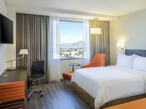 Imagen de la habitación del Hotel Fiesta Inn Guadalajara Aeropuerto. Foto 14