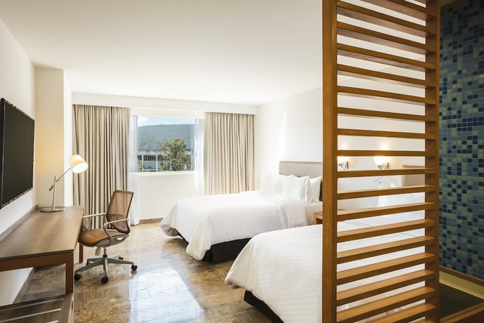 Imagen de la habitación del Hotel Fiesta Inn Guadalajara Periférico Poniente. Foto 8