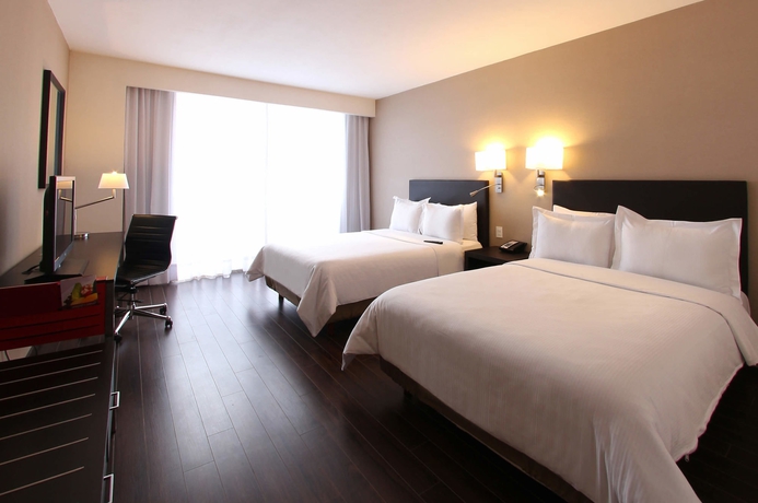 Imagen de la habitación del Hotel Fiesta Inn Insurgentes Viaducto. Foto 8
