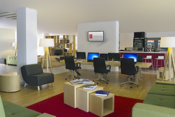 Imagen del bar/restaurante del Hotel Fiesta Inn Leon. Foto 6