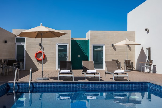 Imagen de la piscina del Hotel Fiesta Inn Los Mochis. Foto 20