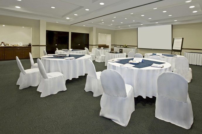 Imagen de los interiores del Hotel Fiesta Inn Monterrey La Fe. Foto 13