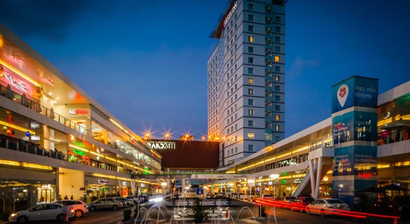 Imagen general del Hotel Fiesta Inn Monterrey Tecnológico. Foto 10