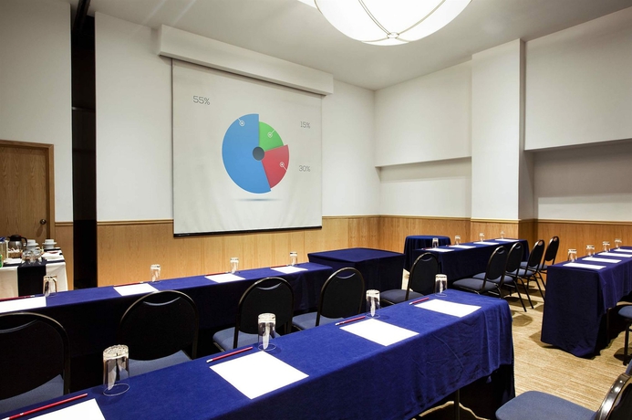 Imagen de los interiores del Hotel Fiesta Inn Naucalpan. Foto 10