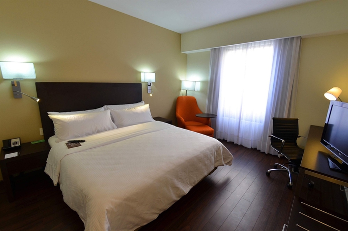 Imagen de la habitación del Hotel Fiesta Inn Nogales. Foto 7