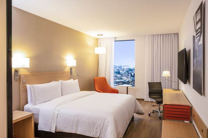 Imagen de la habitación del Hotel Fiesta Inn Parque Puebla. Foto 2