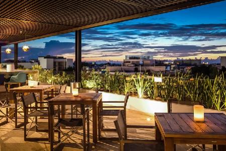 Imagen general del Hotel Fiesta Inn Playa Del Carmen. Foto 4