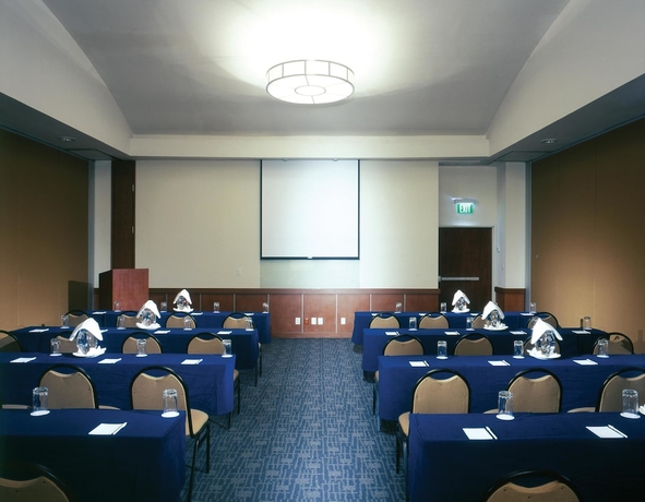 Imagen de los interiores del Hotel Fiesta Inn Puebla Finsa. Foto 15