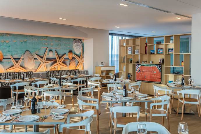 Imagen del bar/restaurante del Hotel Fiesta Inn Puerto Vallarta Isla. Foto 5