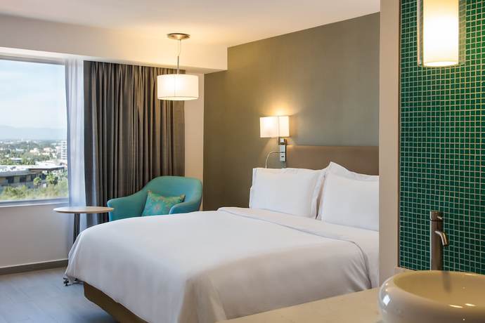 Imagen de la habitación del Hotel Fiesta Inn Puerto Vallarta Isla. Foto 10