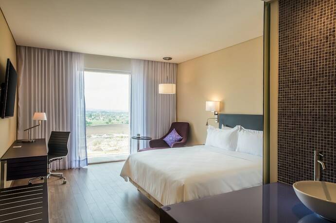 Imagen de la habitación del Hotel Fiesta Inn Silao Puerto Interior. Foto 24